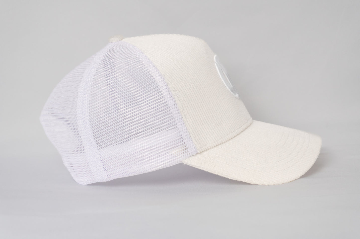 Corduroy Court Cap - Bone & White